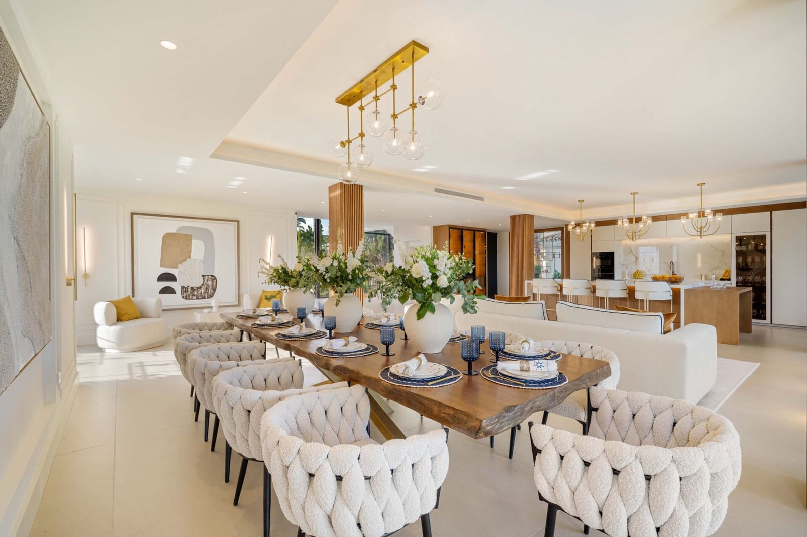 6 bedroom Villa for sale in Nueva Andalucia with pool garage - € 6,850,000 (Ref: 9048615)