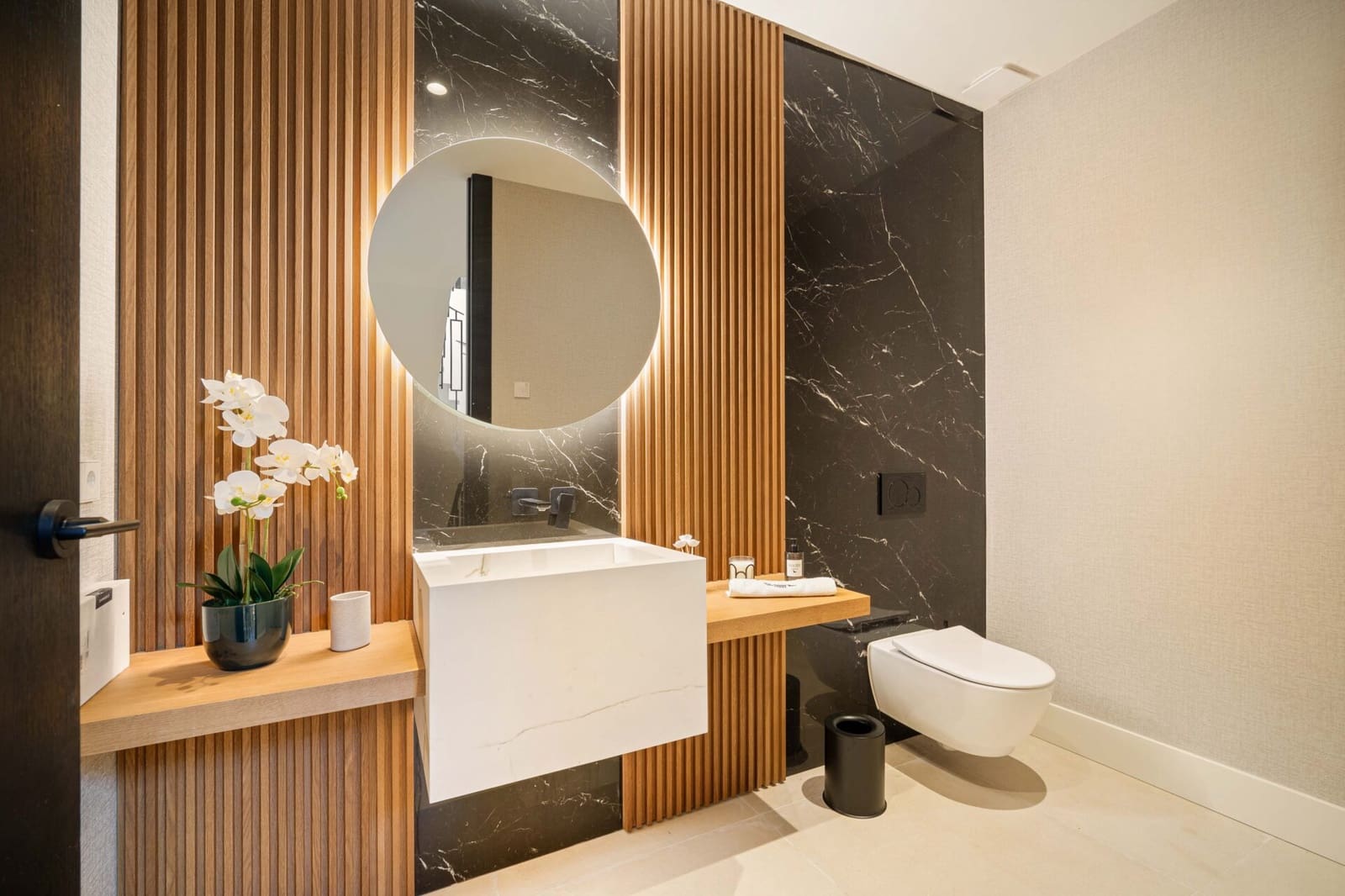 6 bedroom Villa for sale in Nueva Andalucia with pool garage - € 6,850,000 (Ref: 9048615)