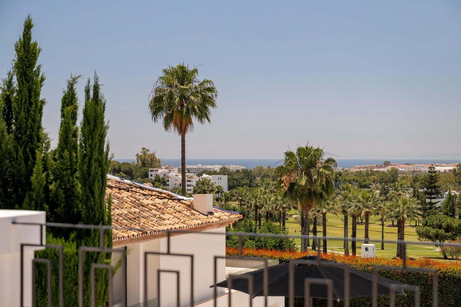 5 bedroom Villa for sale in Nueva Andalucia with pool garage - € 4,950,000 (Ref: 9068732)