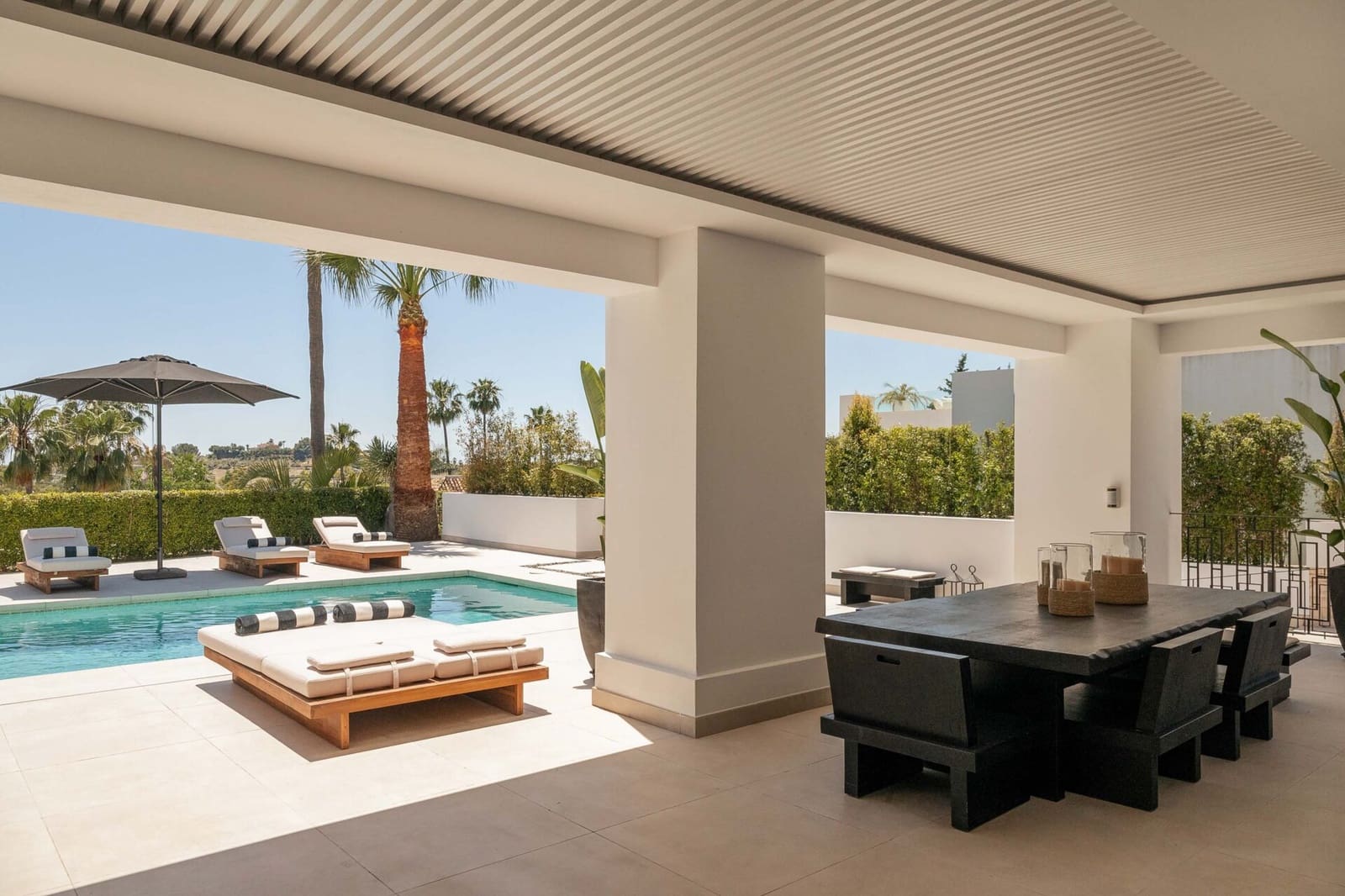 5 bedroom Villa for sale in Nueva Andalucia with pool garage - € 4,950,000 (Ref: 9068732)