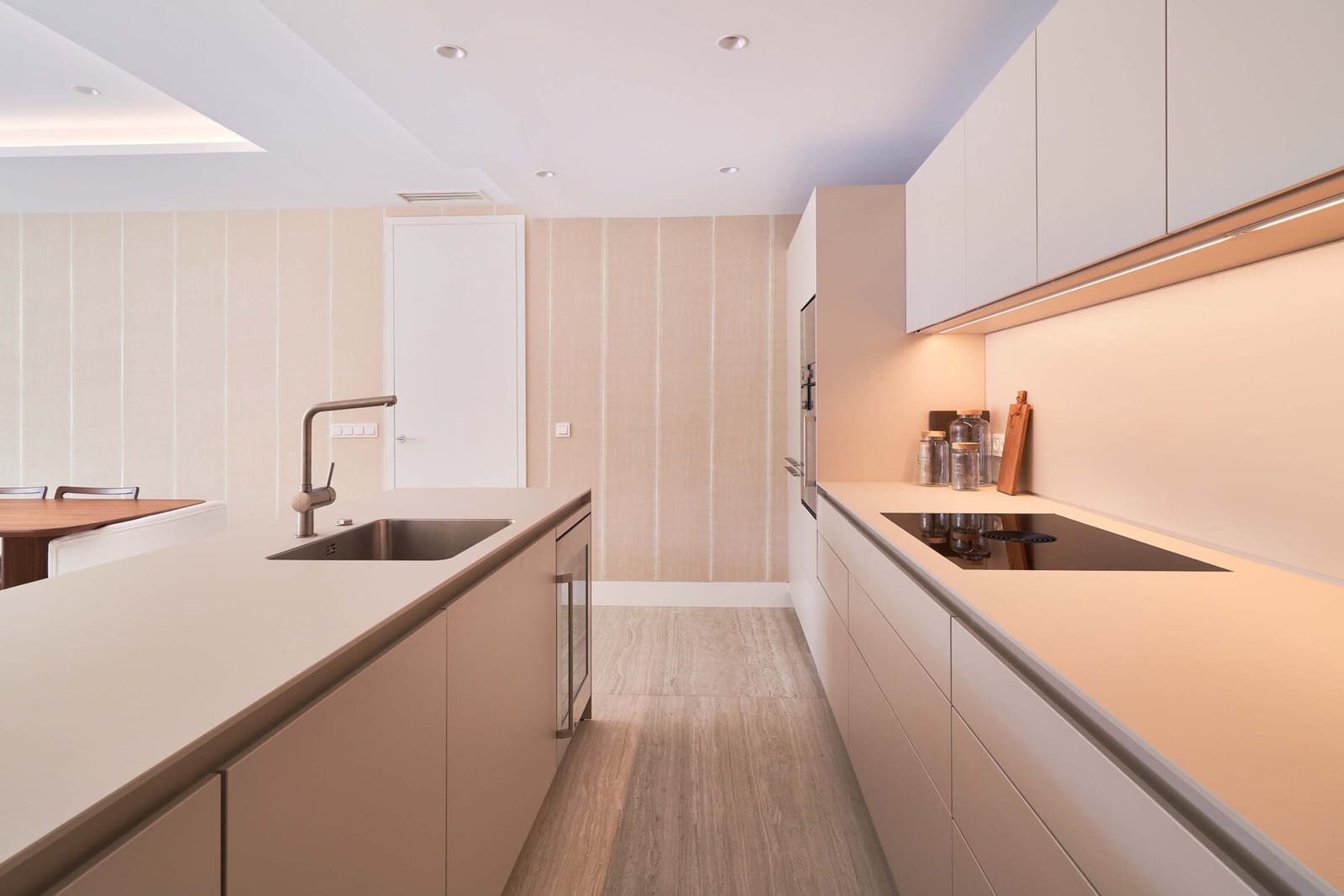 2 bedroom Apartment for sale in New Golden Mile with pool garage - € 995,000 (Ref: 9085132)