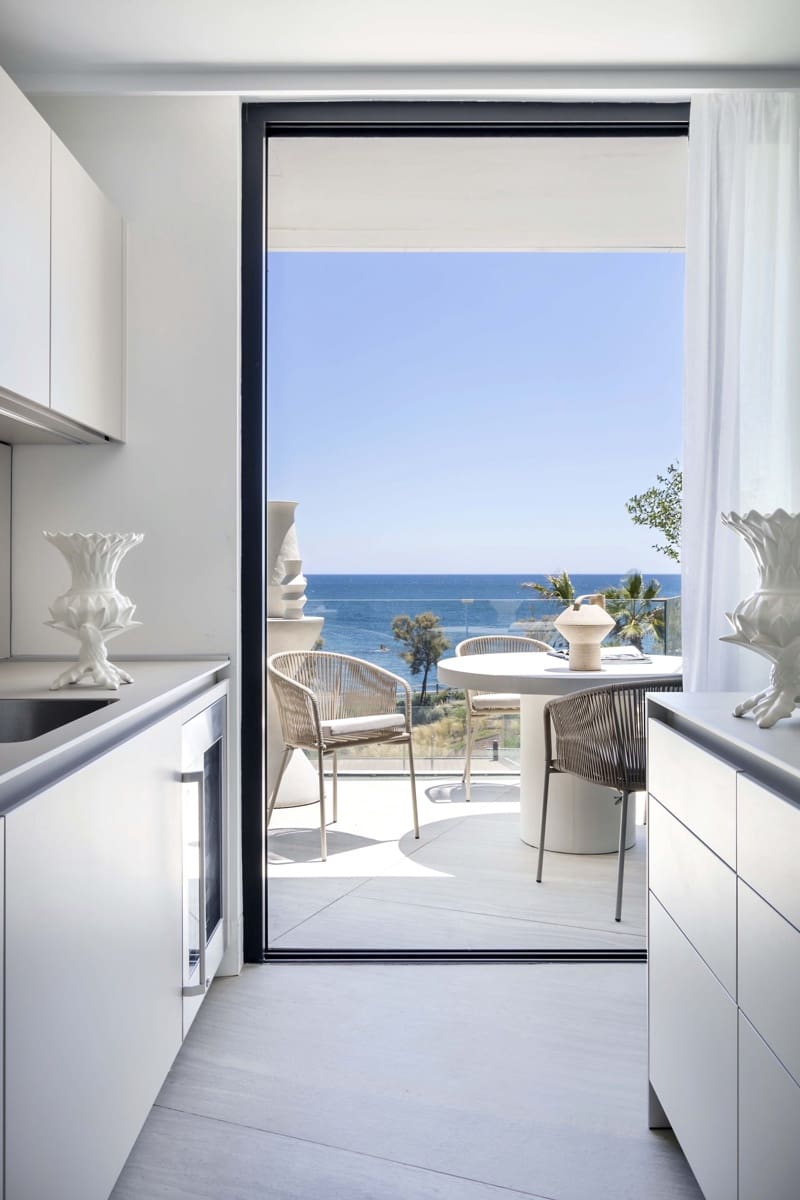 3 bedroom Apartment for sale in New Golden Mile with pool garage - € 2,950,000 (Ref: 9085133)