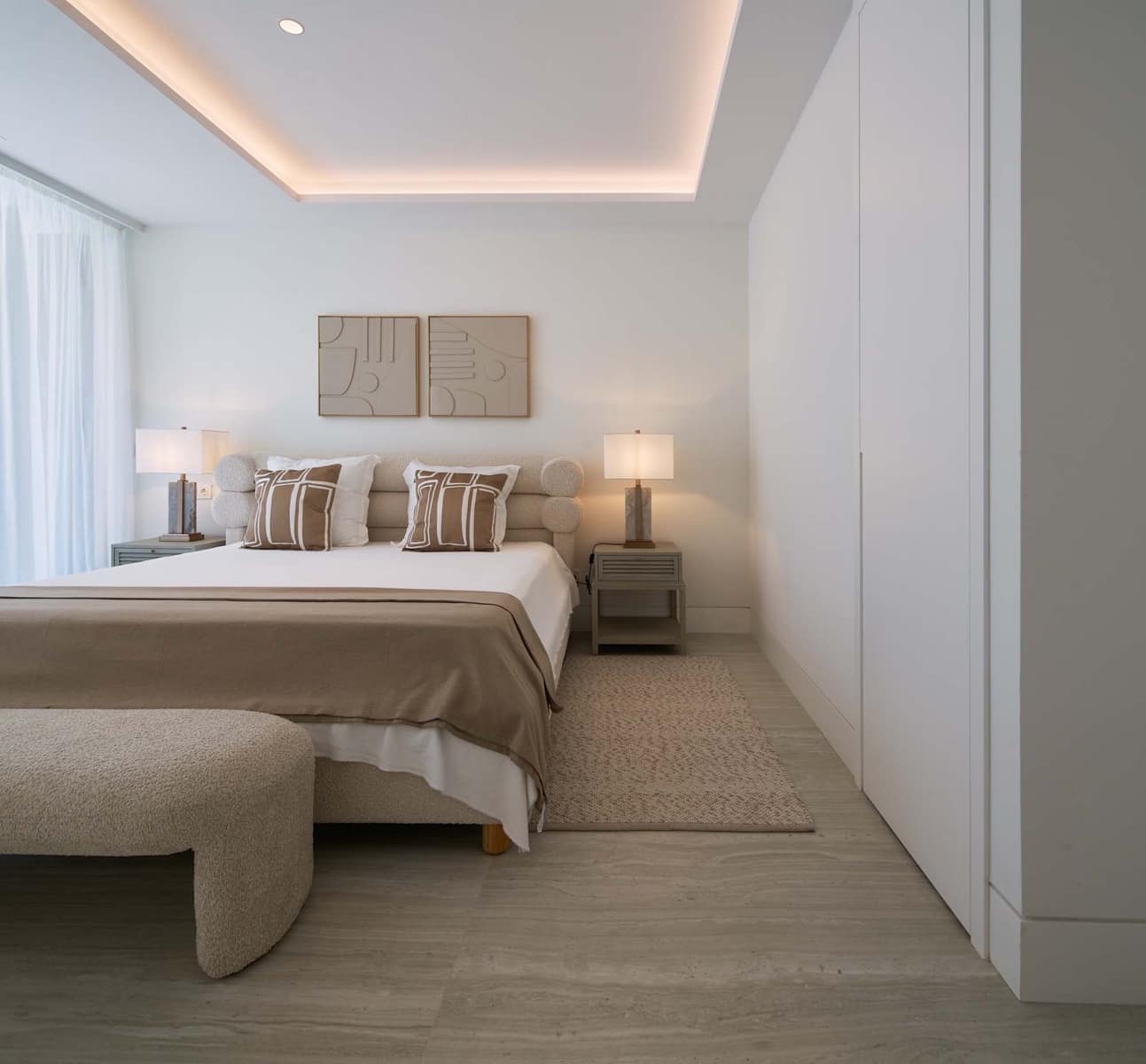 3 bedroom Apartment for sale in New Golden Mile with pool garage - € 2,950,000 (Ref: 9085133)