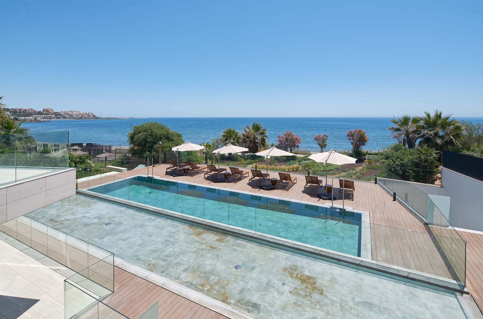 3 bedroom Apartment for sale in New Golden Mile with pool garage - € 2,950,000 (Ref: 9085133)