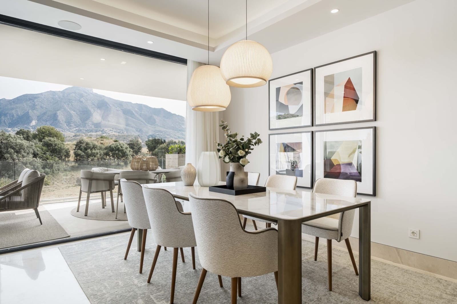 2 quarto Apartamento para venda em Nueva Andalucia com piscina garagem - 1 067 337 € (Ref: 9104434)