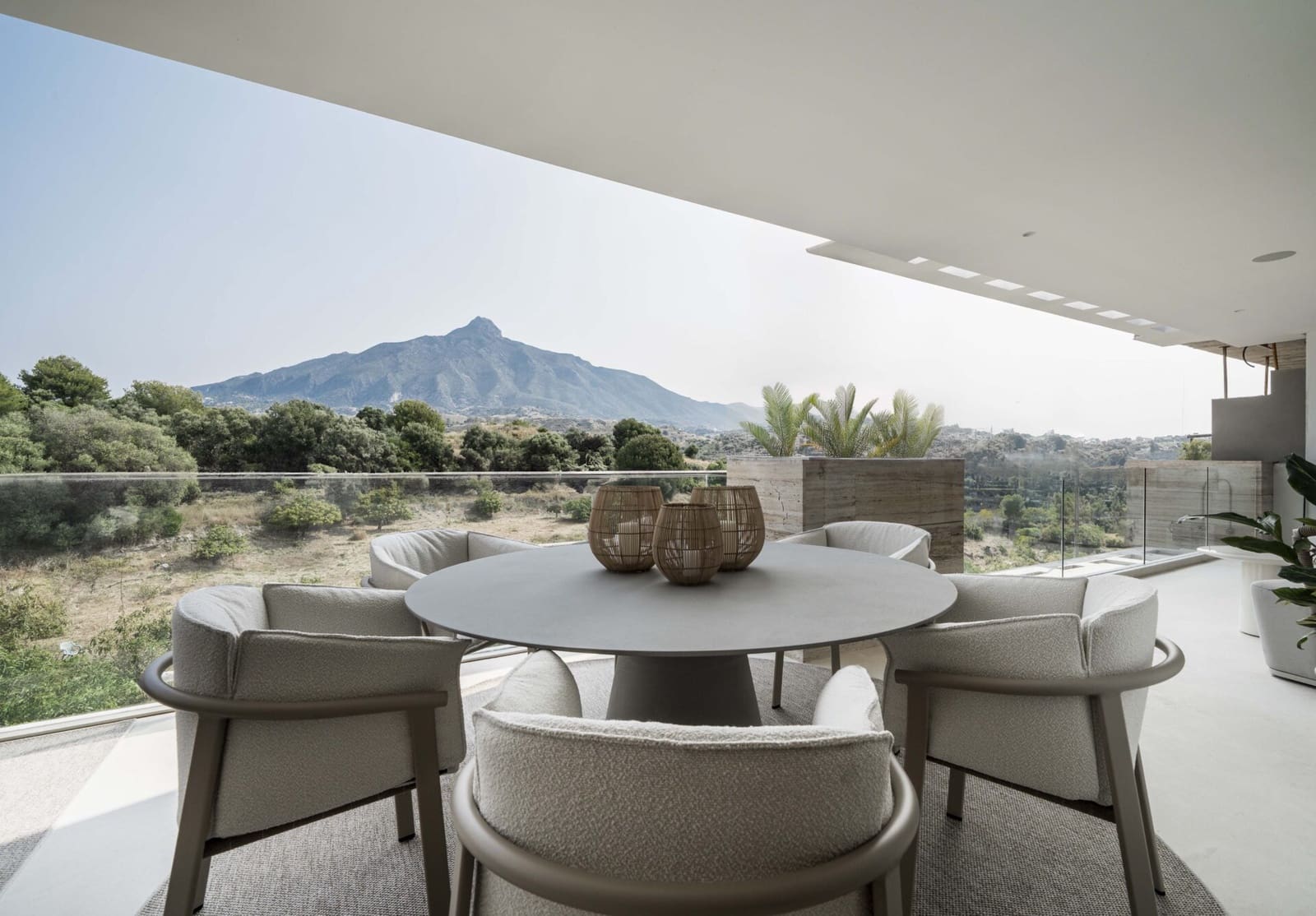 2 quarto Apartamento para venda em Nueva Andalucia com piscina garagem - 1 067 337 € (Ref: 9104434)