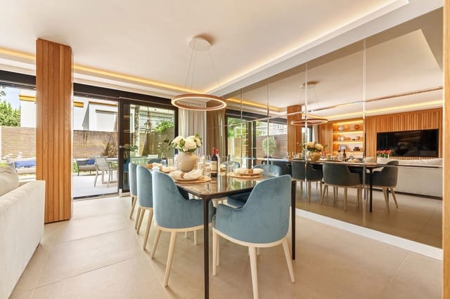 4 sypialnia Dom na sprzedaż w Golden Mile, Marbella - 2 895 000 € (Ref: 9108559)