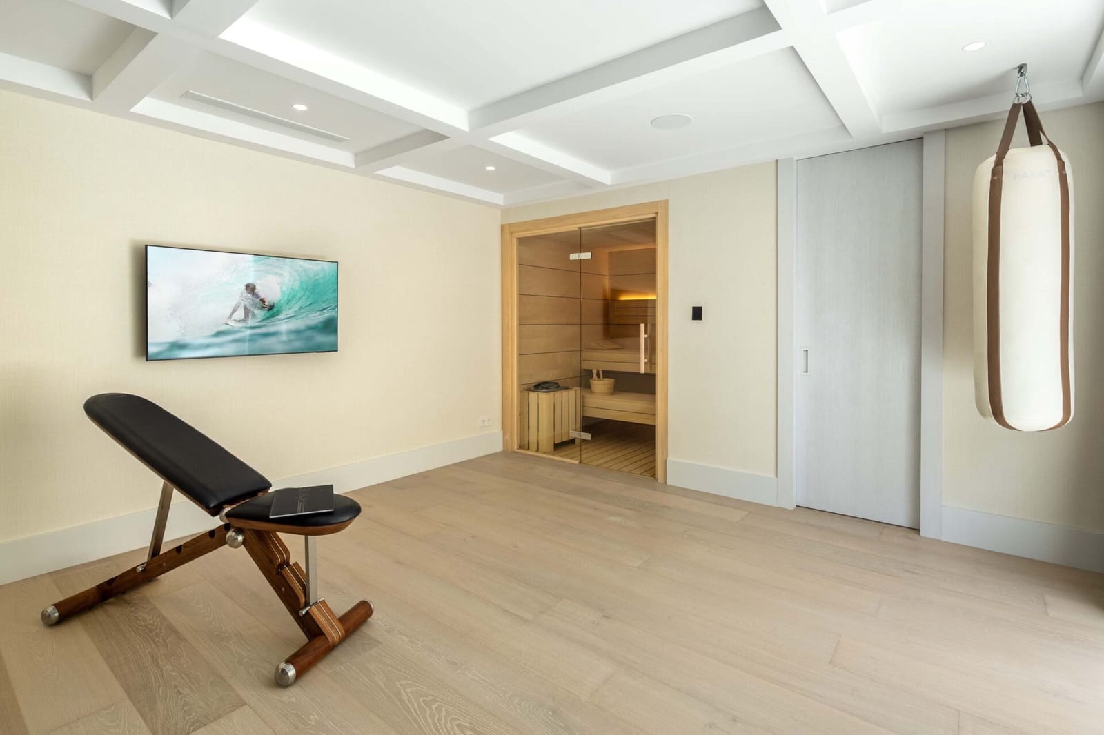 6 soverom Villa til salgs i Golden Mile med svømmebasseng garasje - € 8 950 000 (Ref: 9108560)