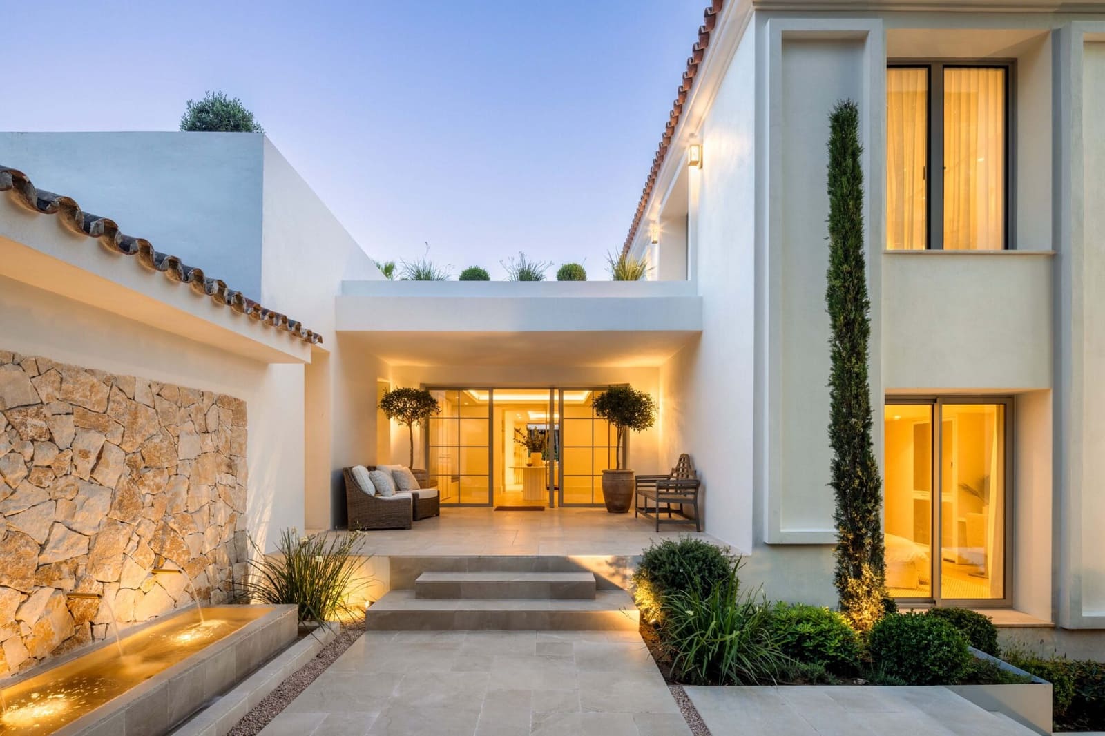 6 soverom Villa til salgs i Golden Mile med svømmebasseng garasje - € 8 950 000 (Ref: 9108560)