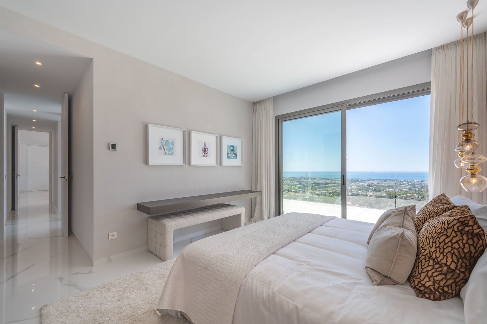 3 bedroom Apartment for sale in Benahavis with pool garage - € 1,625,000 (Ref: 9110140)