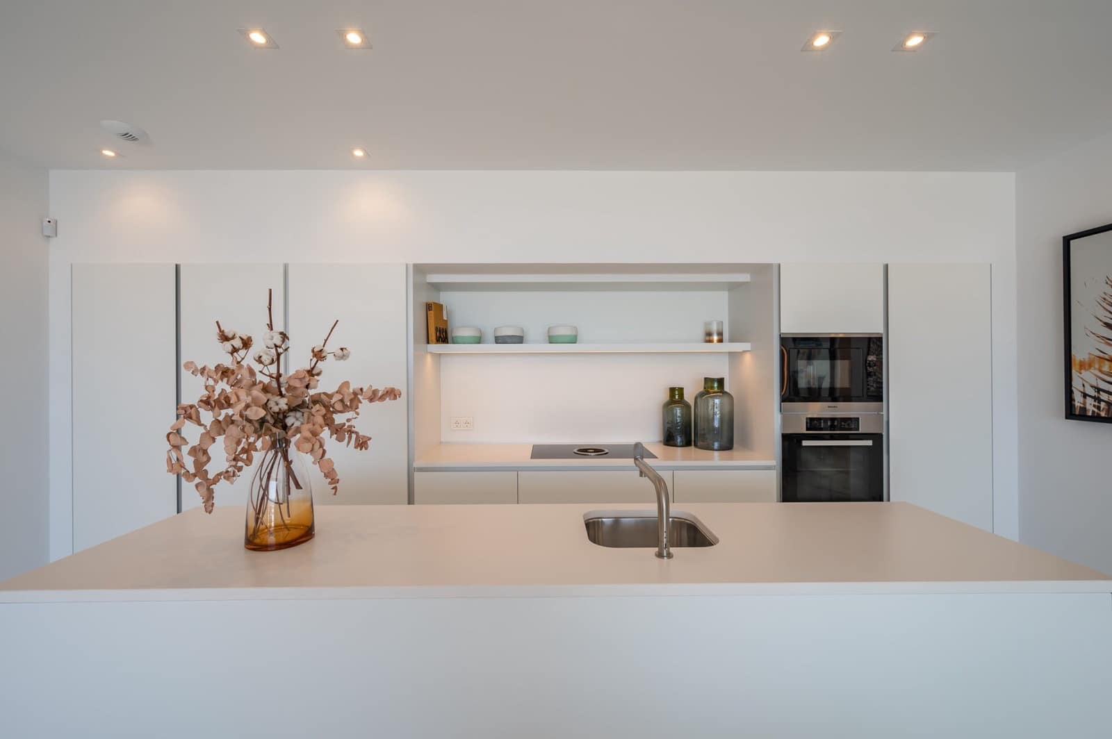 3 bedroom Apartment for sale in Benahavis with pool garage - € 1,625,000 (Ref: 9110140)