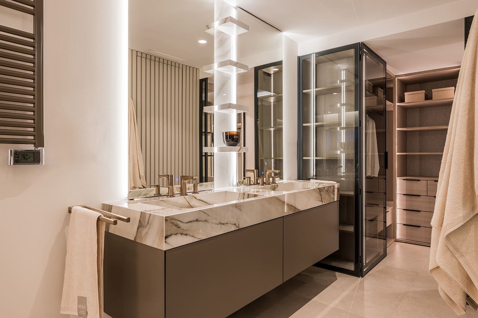 3 bedroom Apartment for sale in New Golden Mile with pool - € 2,350,000 (Ref: 9110141)