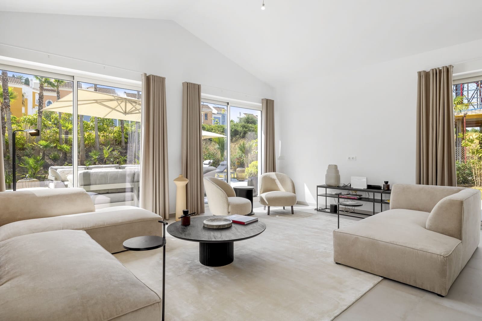 4 soverom Villa til salgs i Casares med svømmebasseng garasje - € 1 750 000 (Ref: 9112213)