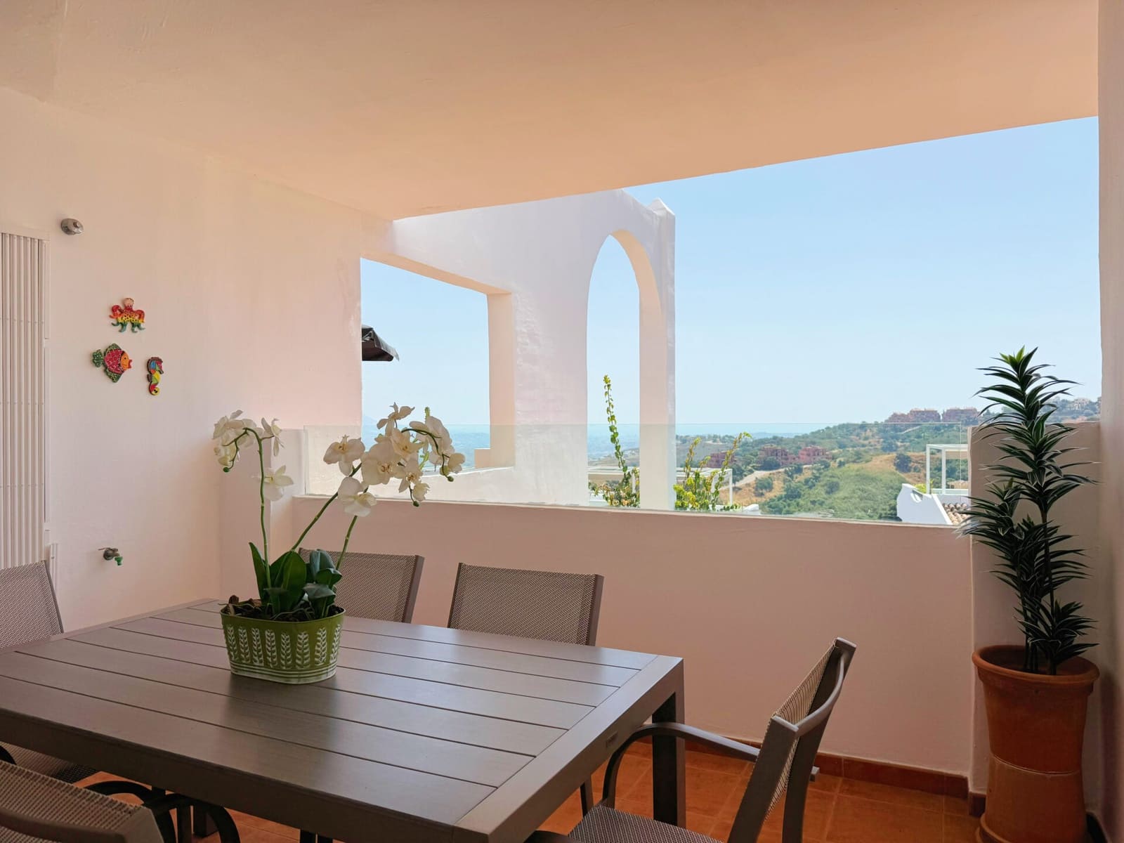 3 sypialnia Apartament na sprzedaż w La Mairena z basenem garażem - 459 000 € (Ref: 9115969)