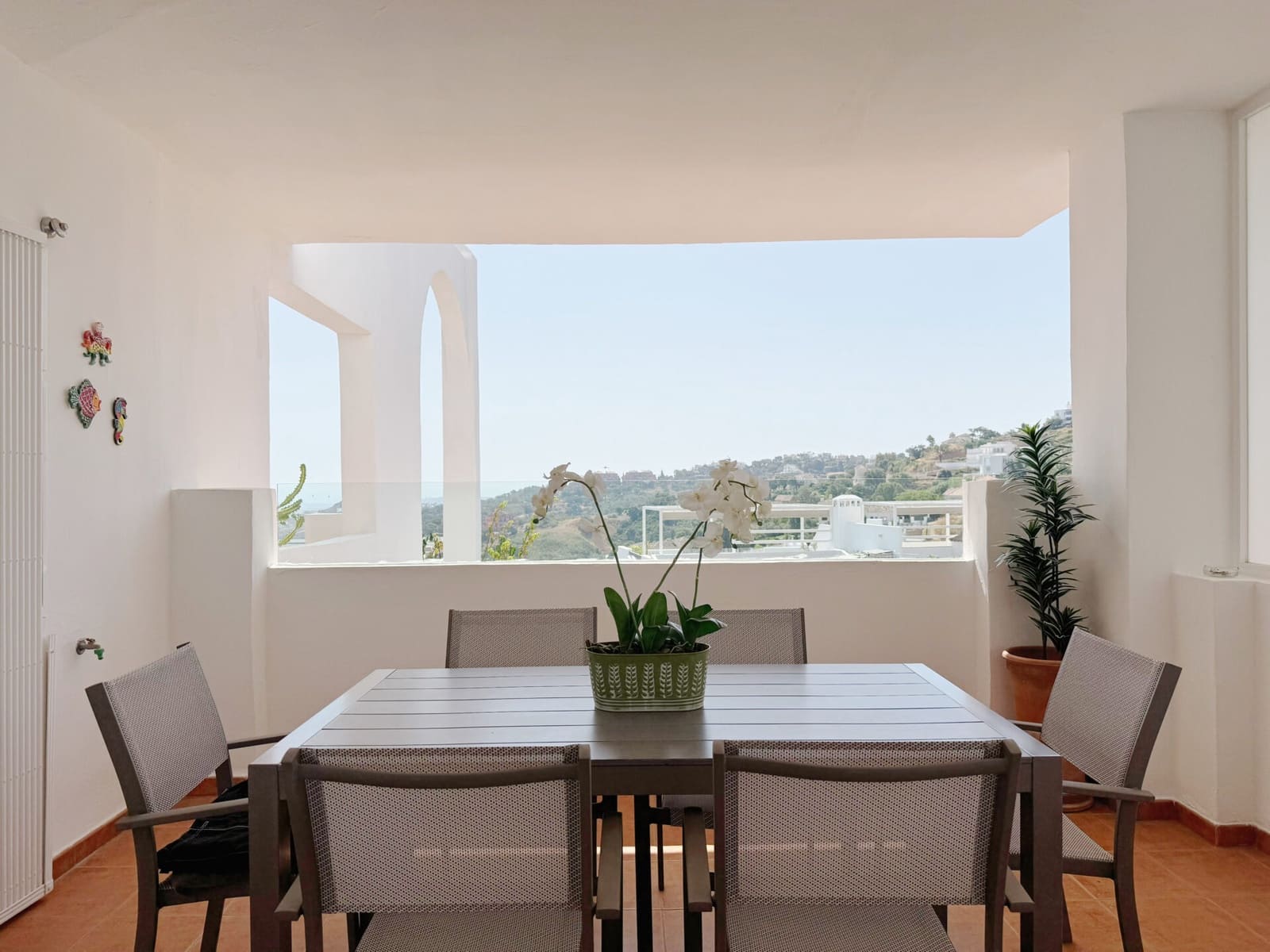 3 sypialnia Apartament na sprzedaż w La Mairena z basenem garażem - 459 000 € (Ref: 9115969)