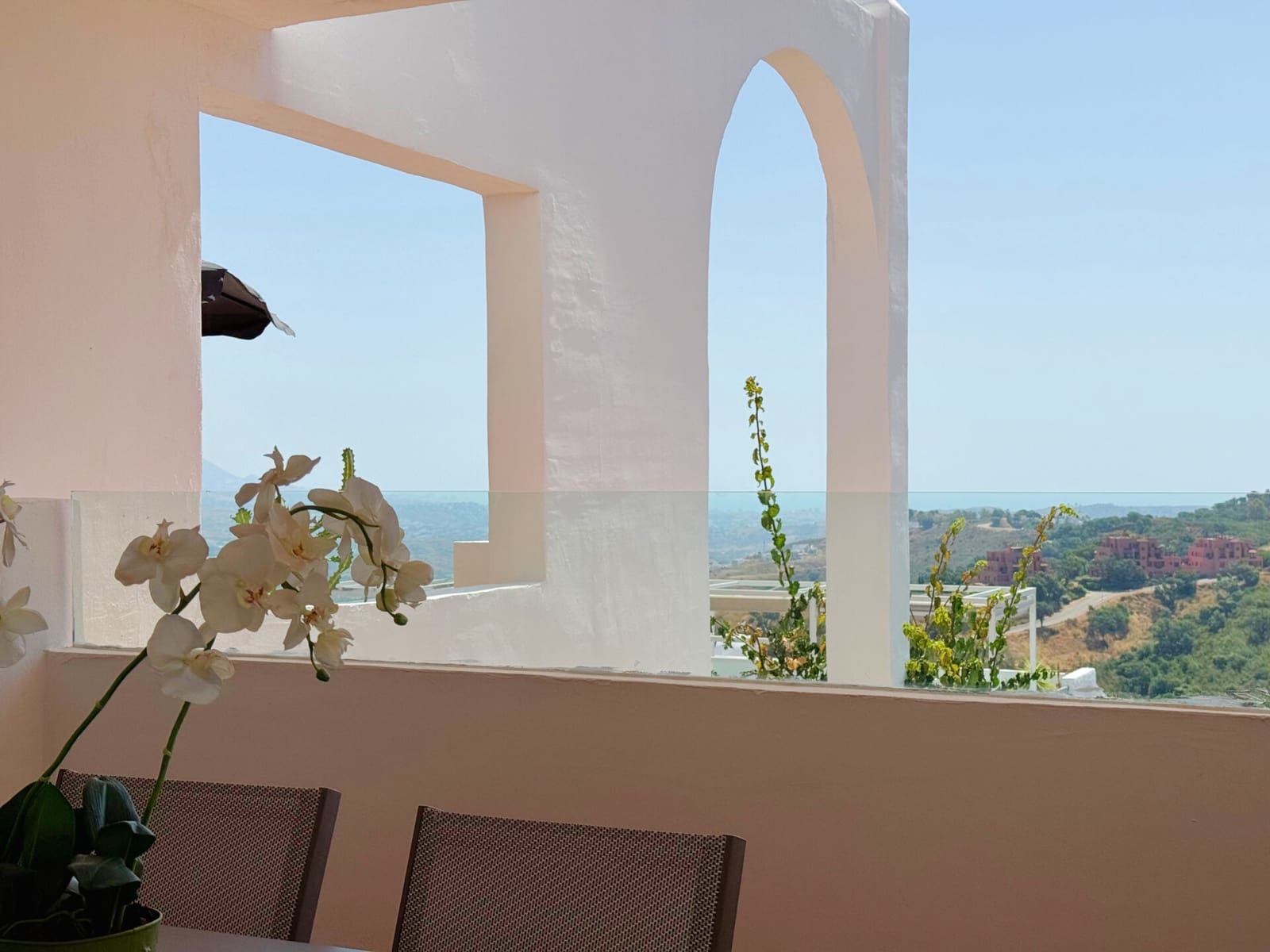 3 sypialnia Apartament na sprzedaż w La Mairena z basenem garażem - 459 000 € (Ref: 9115969)