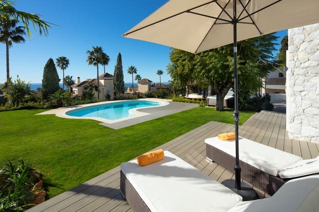 3 bedroom Villa for sale in El Rosario, Marbella with pool - € 2,750,000 (Ref: 9118618)