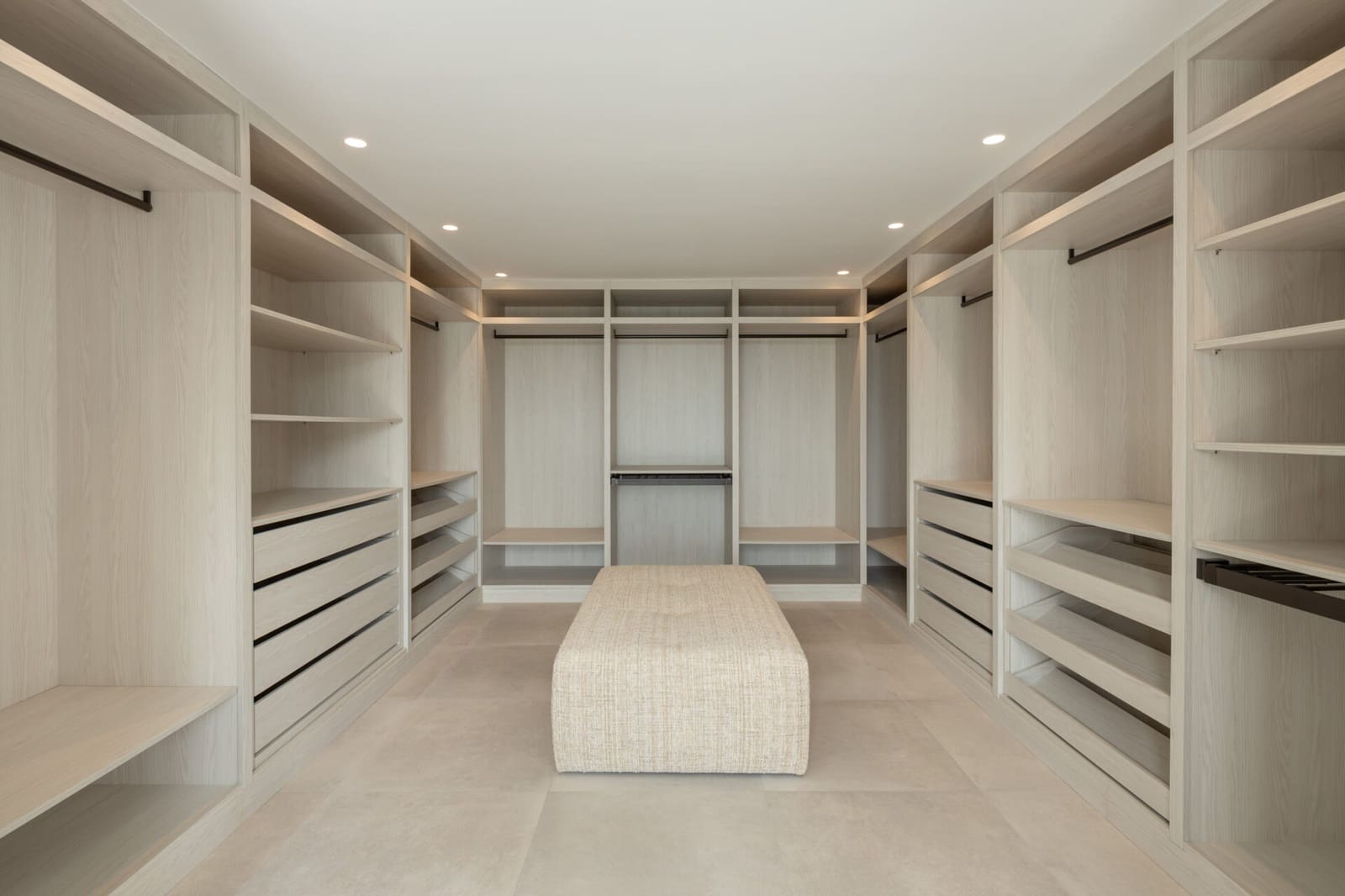 5 quarto Moradia para venda em El Madronal com piscina garagem - 8 350 000 € (Ref: 9124887)