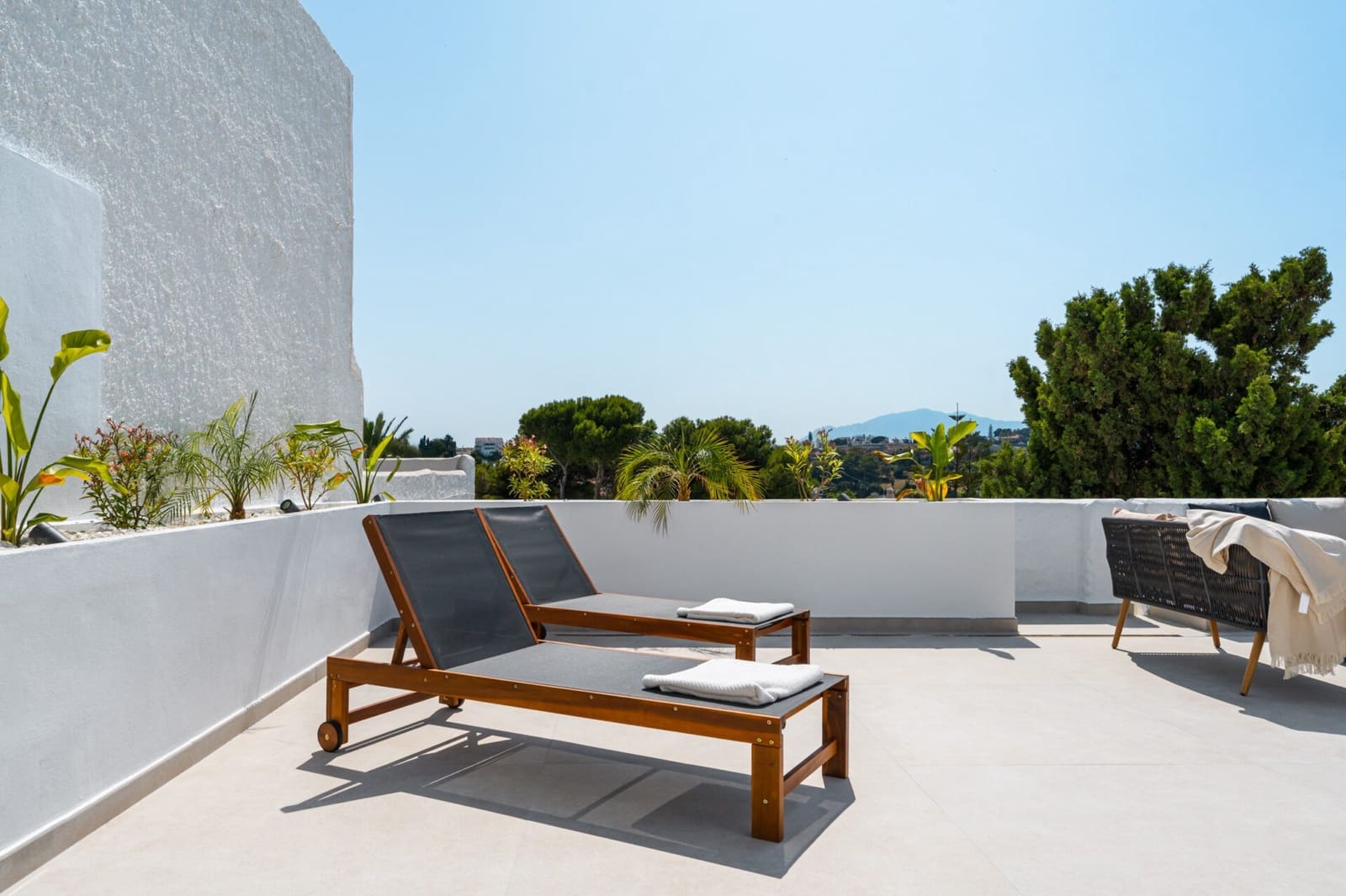 3 soverom Penthouse til salgs i Nueva Andalucia med svømmebasseng - € 950 000 (Ref: 9153815)