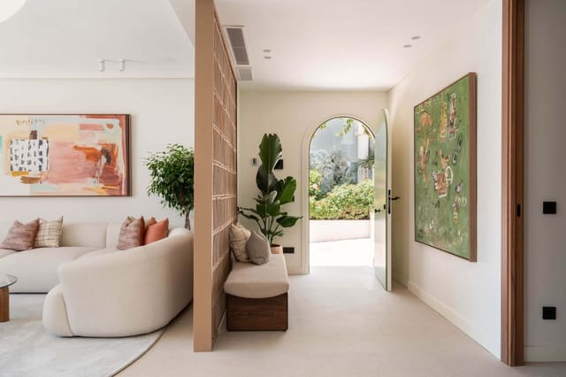 3 sypialnia Dom na sprzedaż w Golden Mile, Marbella z basenem - 5 995 000 € (Ref: 9204396)