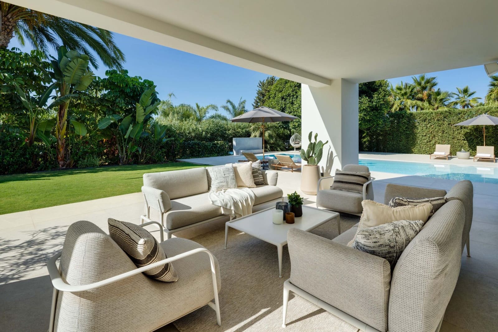 6 camera da letto Villa in vendita in Nueva Andalucia con piscina - 5.850.000 € (Rif: 9262439)