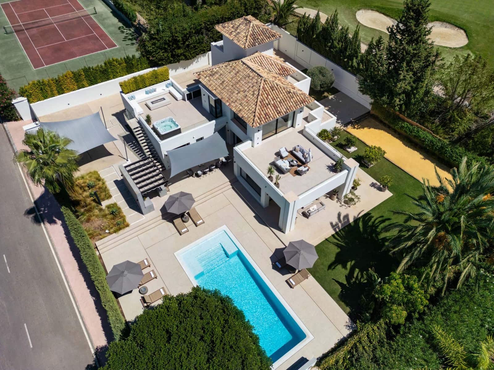 6 camera da letto Villa in vendita in Nueva Andalucia con piscina - 5.850.000 € (Rif: 9262439)