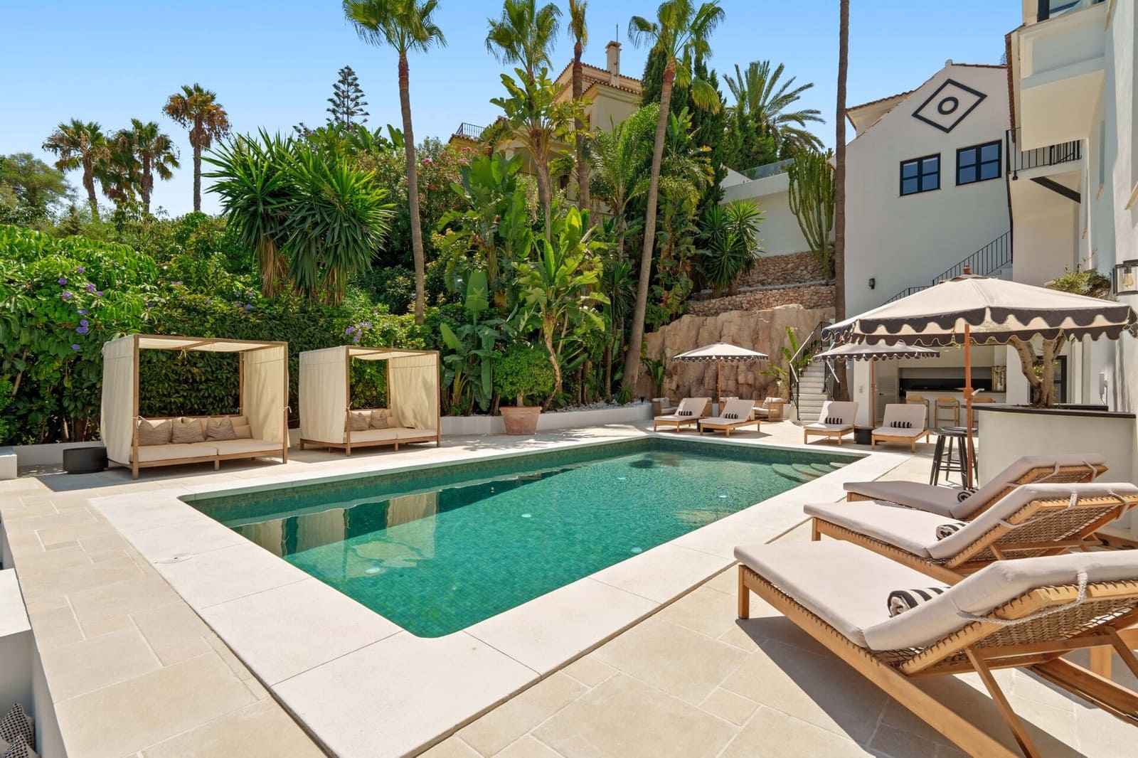 6 bedroom Villa for sale in Nueva Andalucia with pool garage - € 11,950,000 (Ref: 9264224)