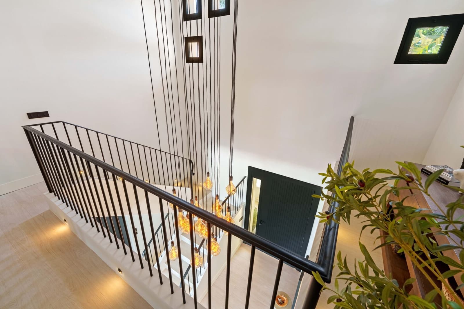 6 bedroom Villa for sale in Nueva Andalucia with pool garage - € 11,950,000 (Ref: 9264224)