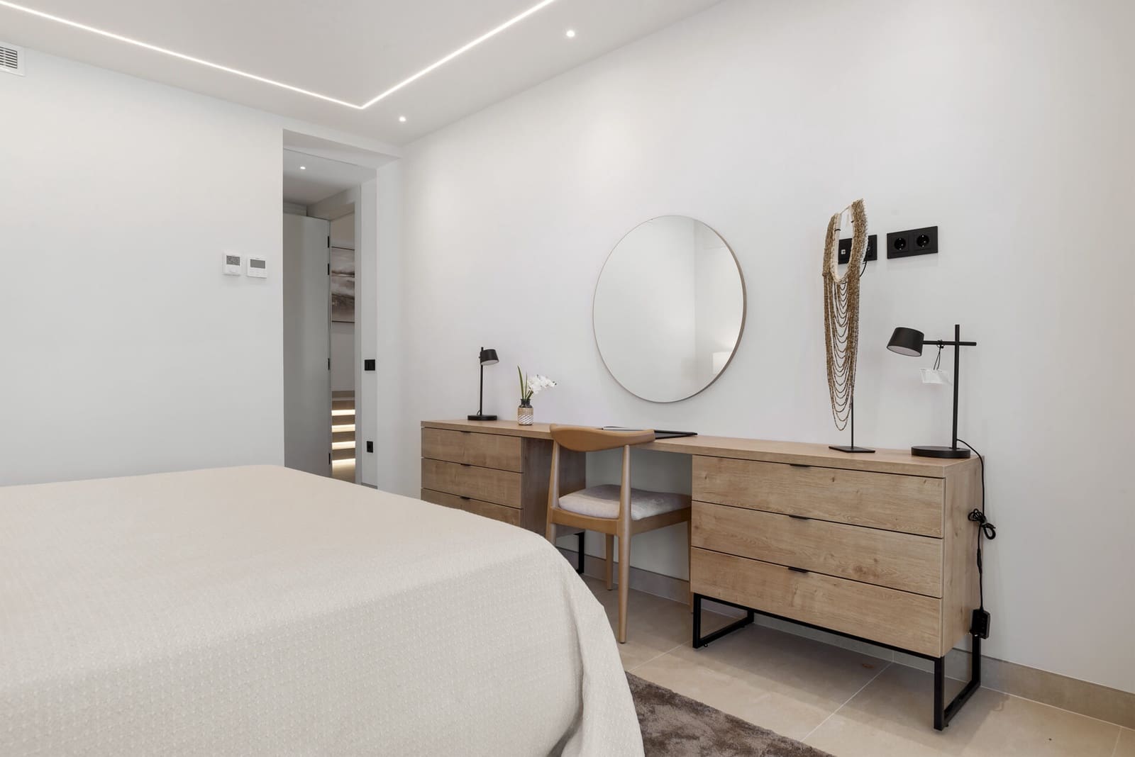 4 sypialnia Willa na sprzedaż w Guadalmina z garażem - 3 580 000 € (Ref: 9296722)