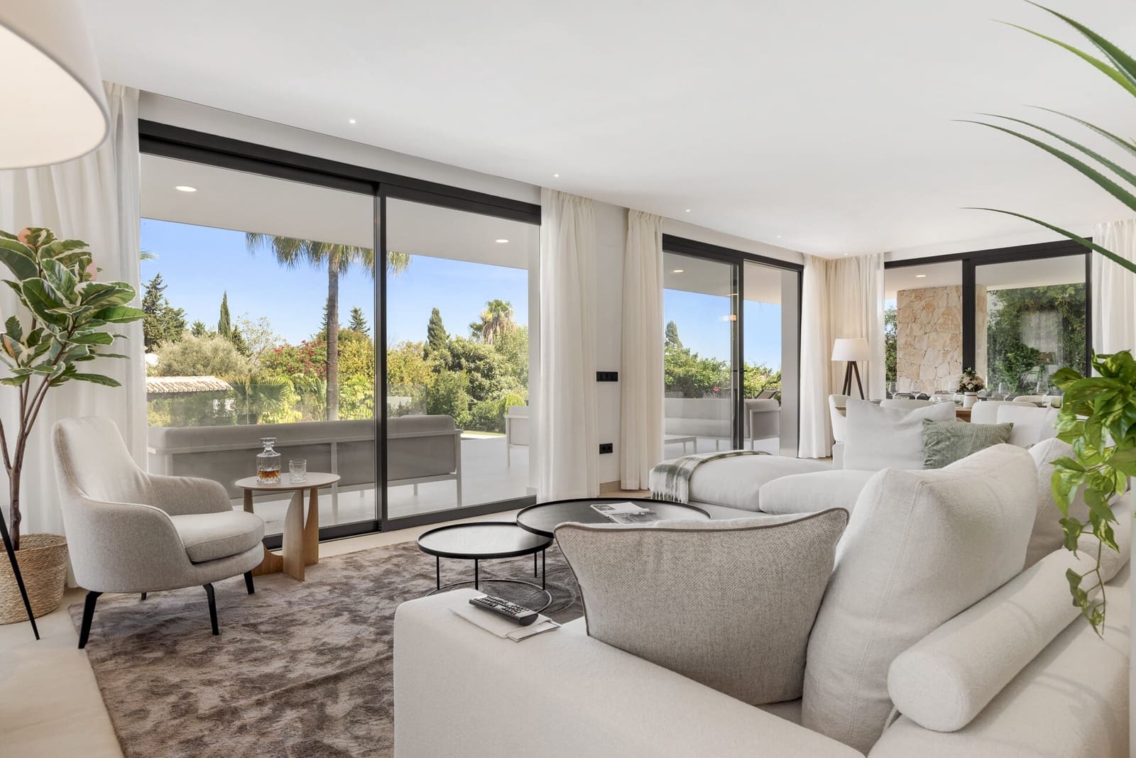 4 sypialnia Willa na sprzedaż w Guadalmina z garażem - 3 580 000 € (Ref: 9296722)