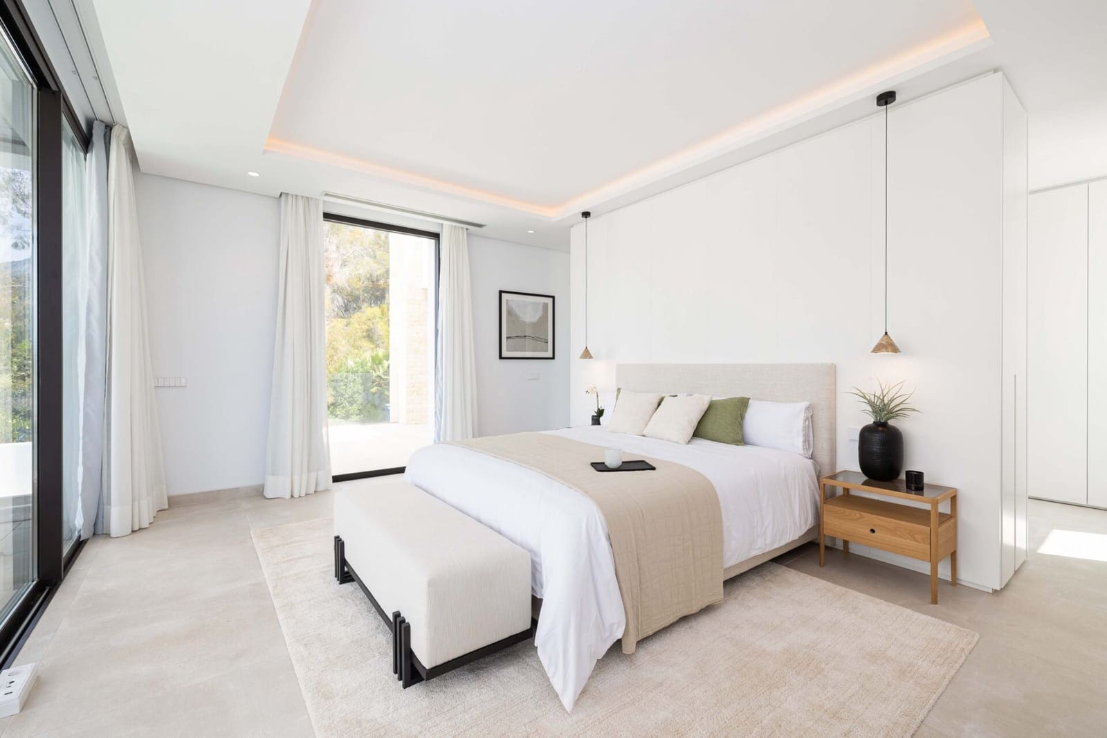 4 soverom Villa til salgs i Golden Mile med svømmebasseng garasje - € 4 750 000 (Ref: 9337766)