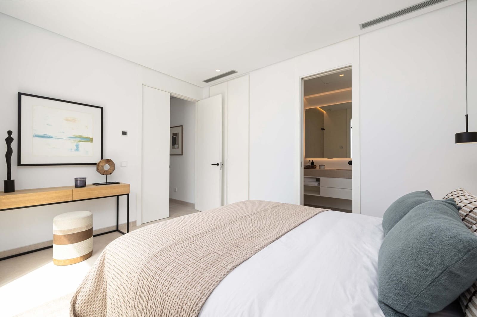 4 soverom Villa til salgs i Golden Mile med svømmebasseng garasje - € 4 750 000 (Ref: 9337766)