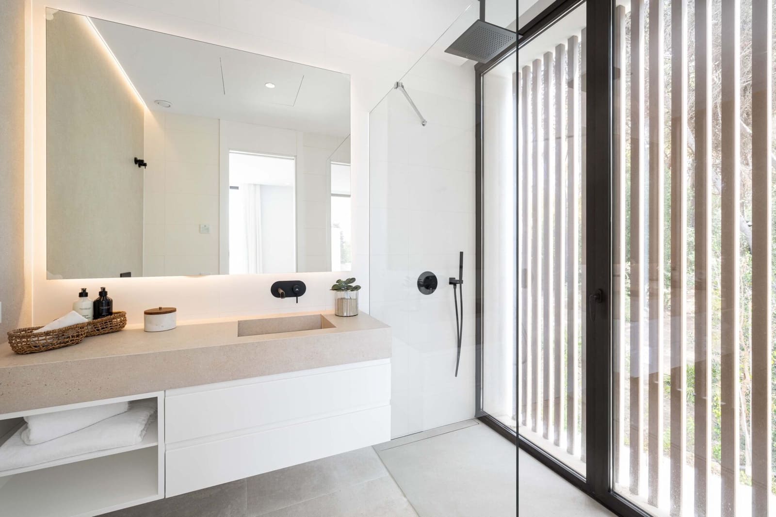 4 soverom Villa til salgs i Golden Mile med svømmebasseng garasje - € 4 750 000 (Ref: 9337766)