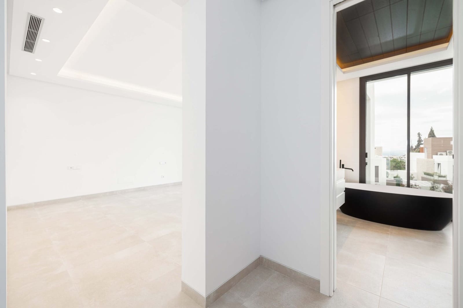 4 makuuhuone Huvila myytävänä paikassa Golden Mile mukana uima-altaan 
autotalli - 4 300 000 € (Ref: 9337767)