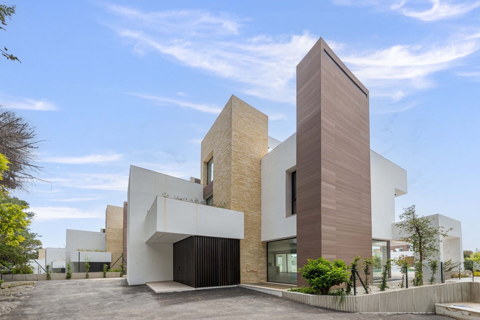 4 makuuhuone Huvila myytävänä paikassa Golden Mile mukana uima-altaan 
autotalli - 4 300 000 € (Ref: 9337767)