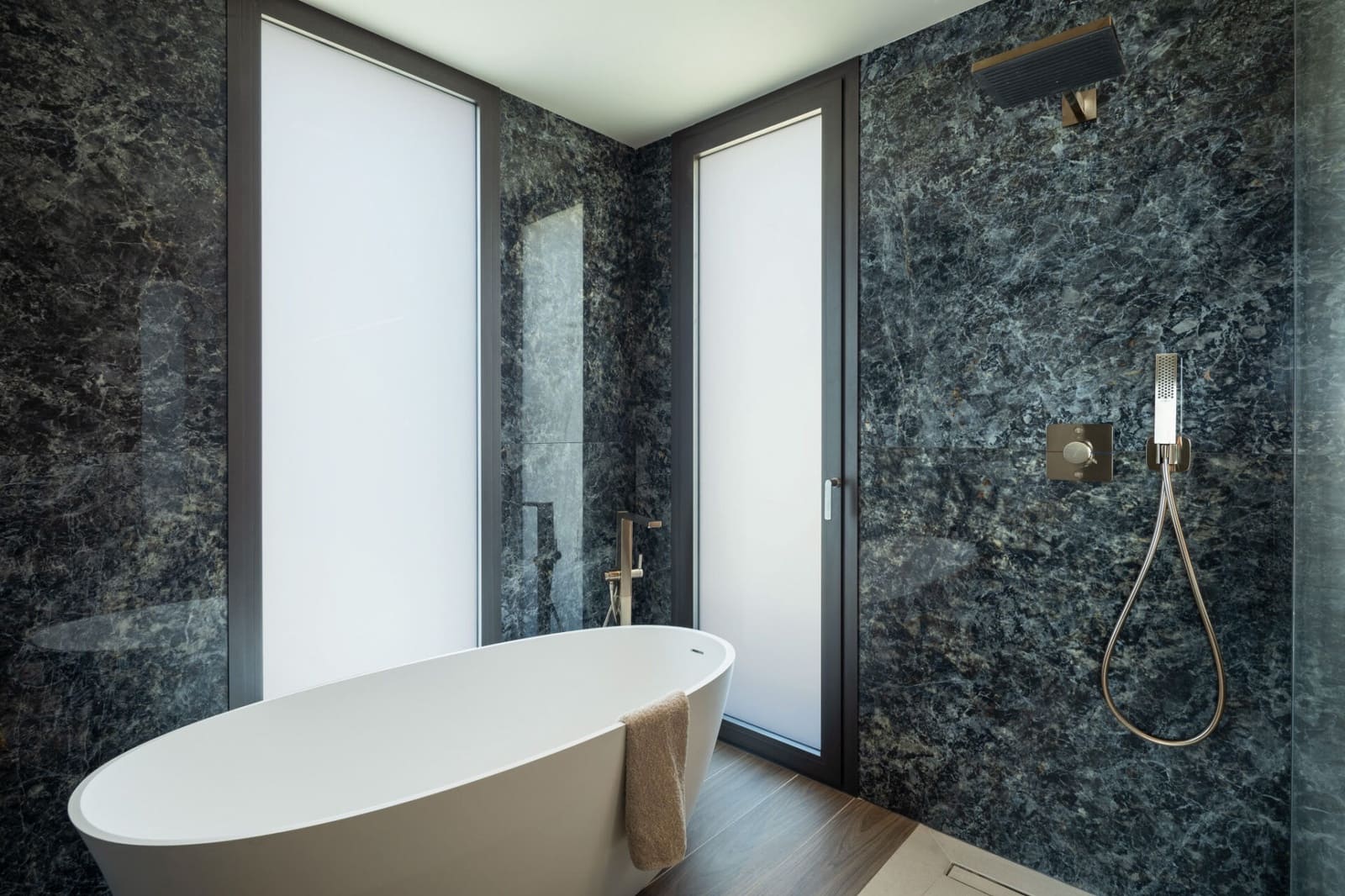 5 makuuhuone Huvila myytävänä paikassa Los Flamingos mukana uima-altaan - 4 395 000 € (Ref: 9340991)