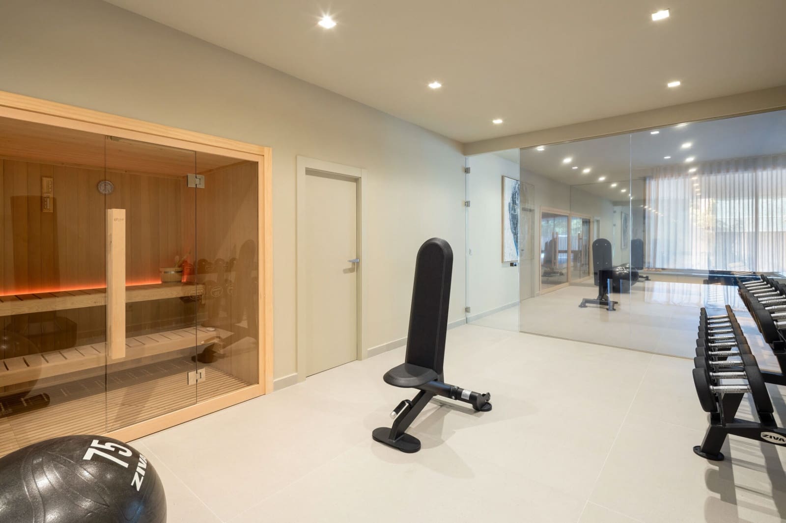 5 makuuhuone Huvila myytävänä paikassa Los Flamingos mukana uima-altaan - 4 395 000 € (Ref: 9340991)