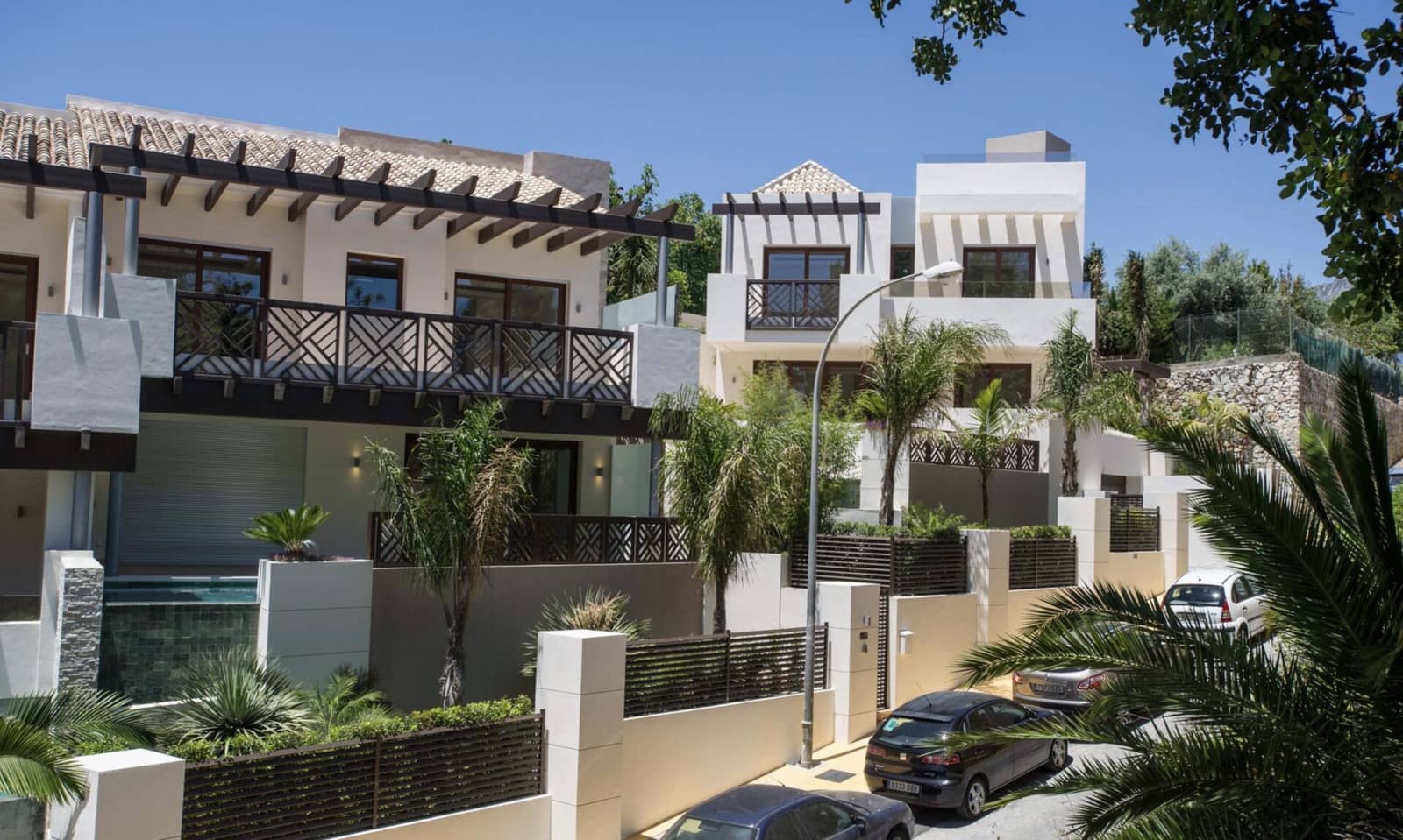 3 bedroom Villa for sale in Marbella with pool garage - € 2,000,000 (Ref: 9347079)