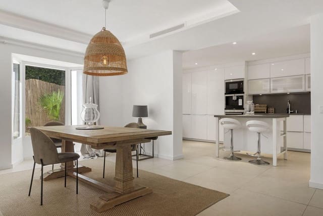 4 camera da letto Villa in vendita in Nueva Andalucia, Marbella con piscina - 1.995.000 € (Rif: 9347080)