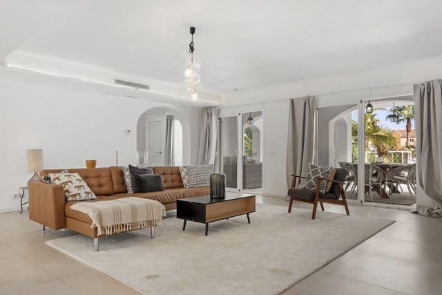 4 camera da letto Villa in vendita in Nueva Andalucia, Marbella con piscina - 1.995.000 € (Rif: 9347080)
