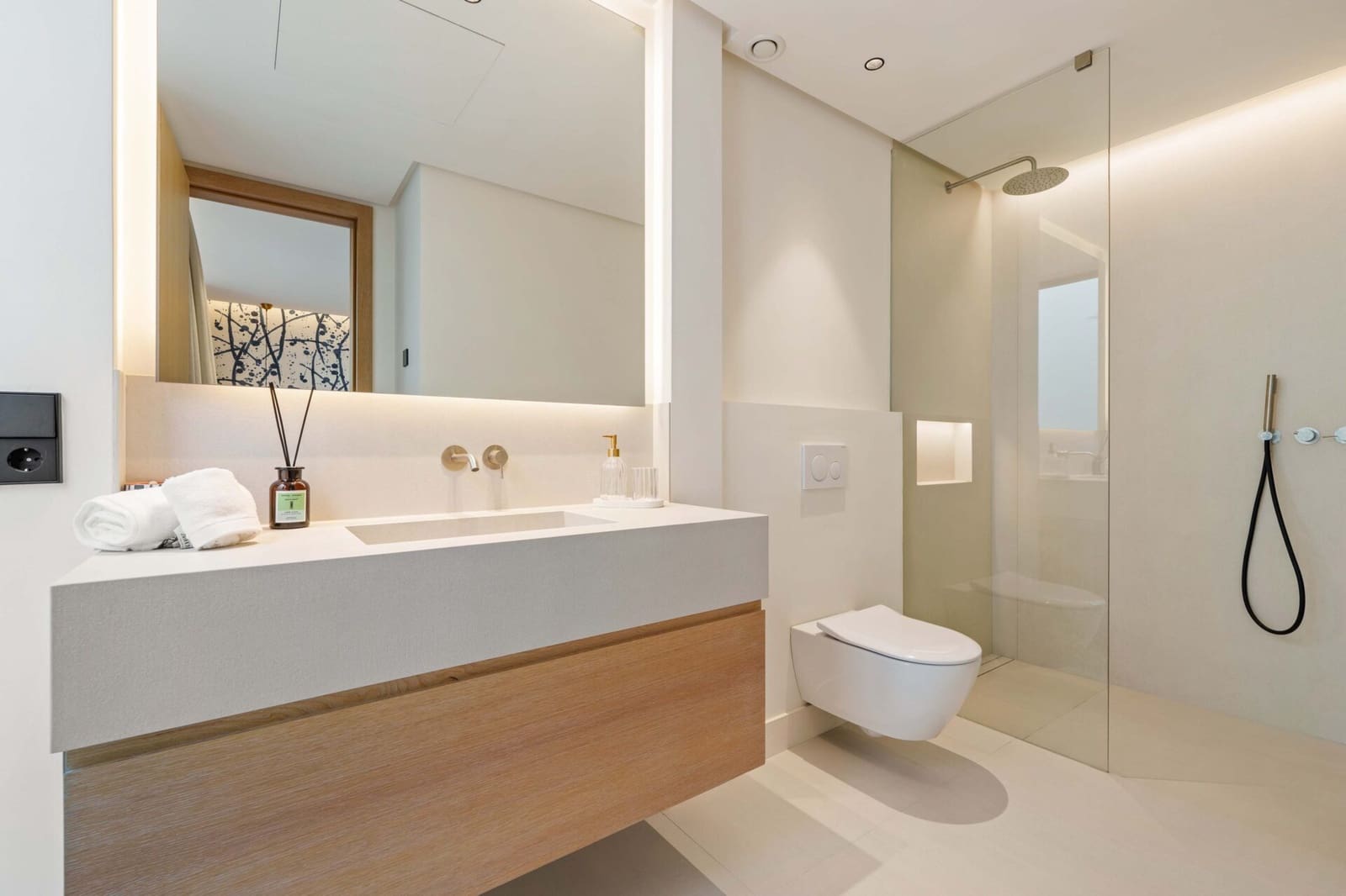 5 bedroom Villa for sale in San Pedro de Alcantara with pool garage - € 4,580,000 (Ref: 9347081)