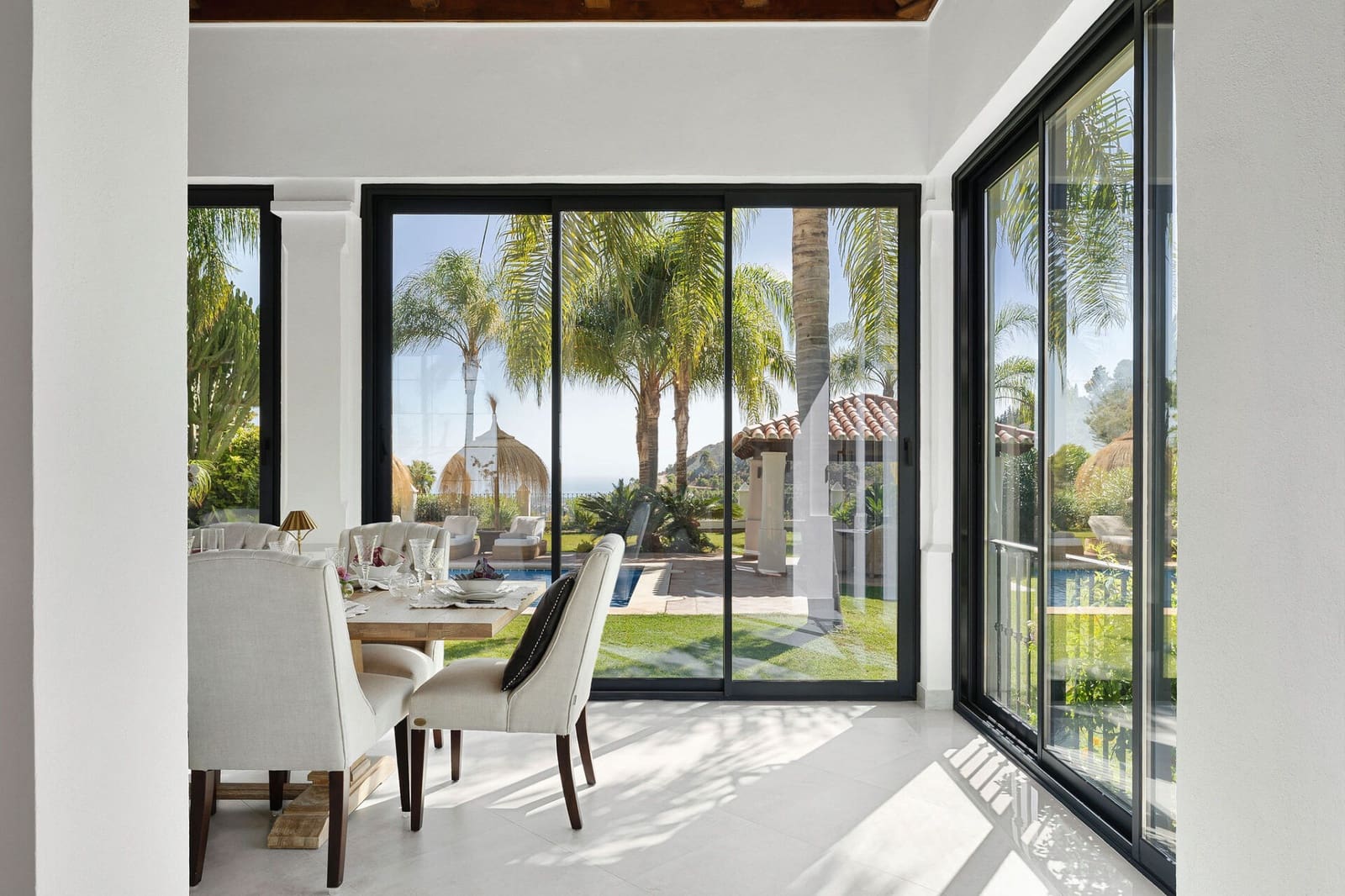 4 sypialnia Willa na sprzedaż w El Madronal z basenem - 4 500 000 € (Ref: 9349279)