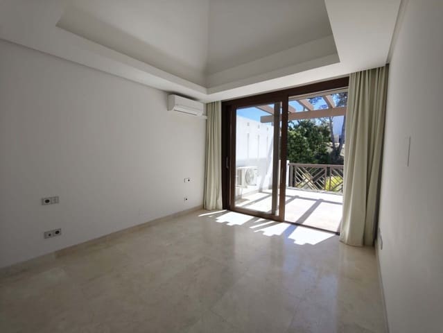 3 sypialnia Willa na sprzedaż w Marbella z basenem garażem - 2 000 000 € (Ref: 9349280)