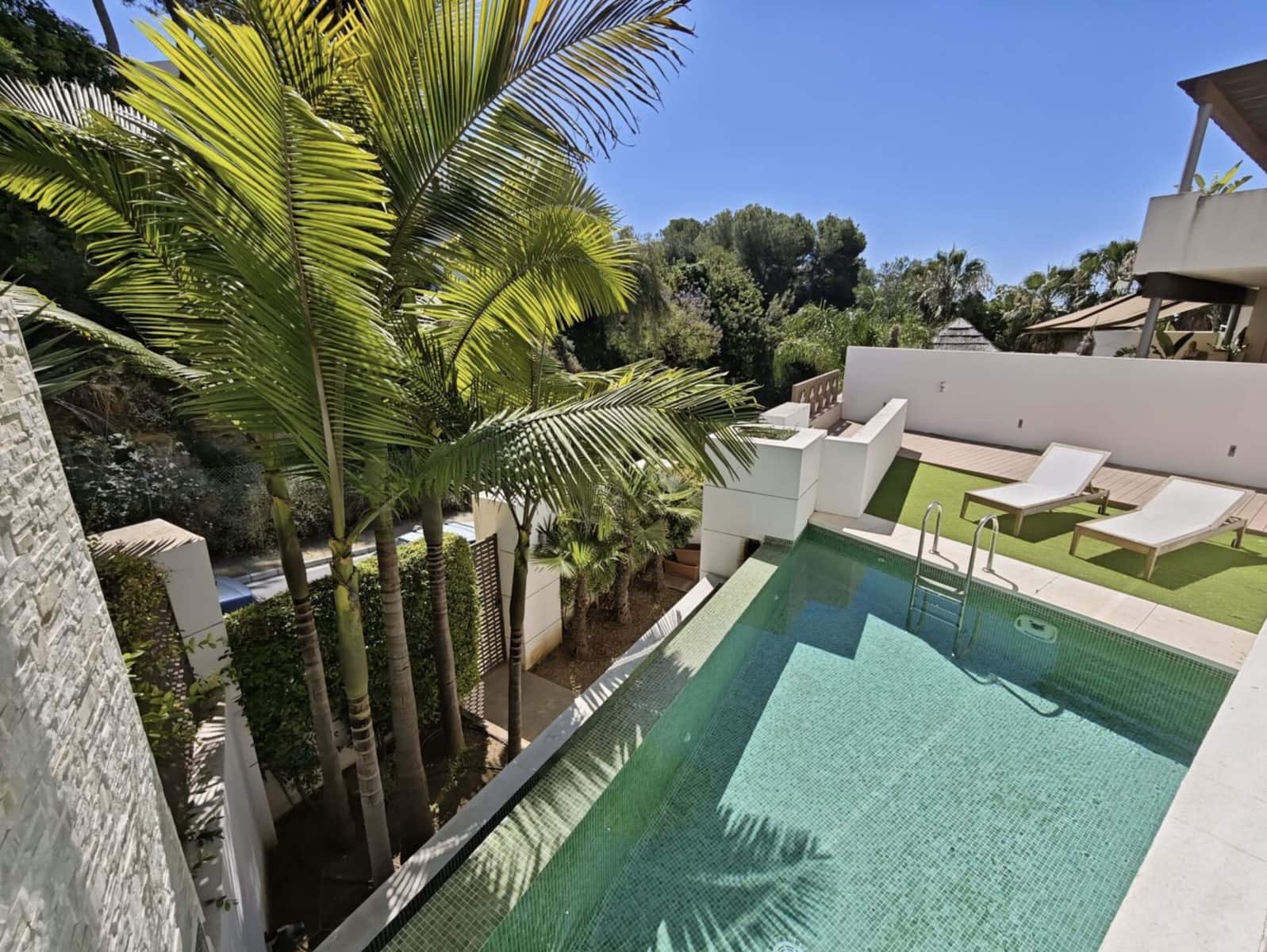 3 bedroom Villa for sale in Marbella with pool garage - € 2,000,000 (Ref: 9349280)
