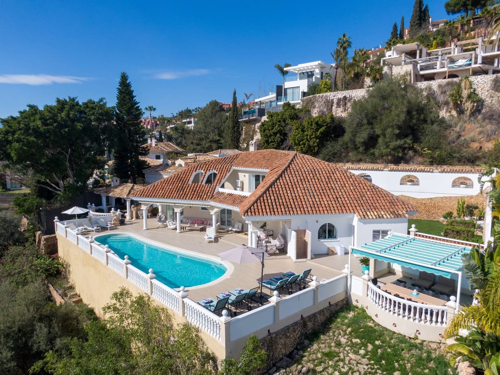 6 chambre Villa/Maison à vendre à La Quinta avec piscine - 2 850 000 € (Ref: 9387706)