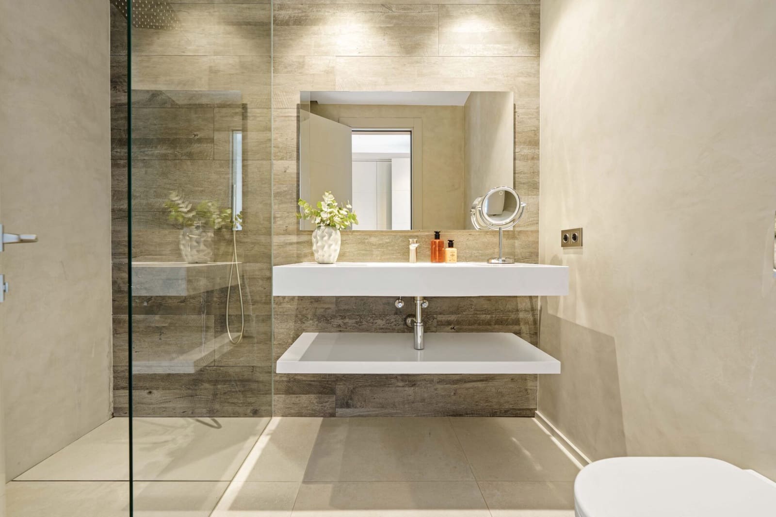 5 quarto Moradia para venda em Nueva Andalucia com piscina garagem - 4 895 000 € (Ref: 9387707)