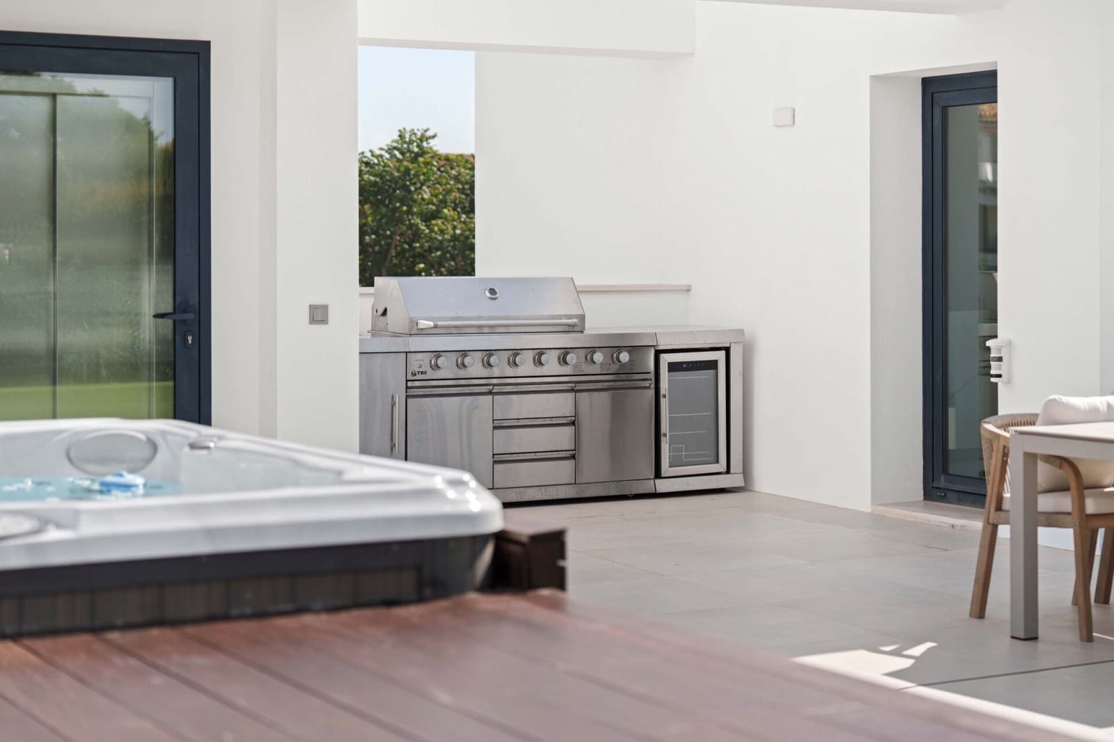 5 quarto Moradia para venda em Nueva Andalucia com piscina garagem - 4 895 000 € (Ref: 9387707)