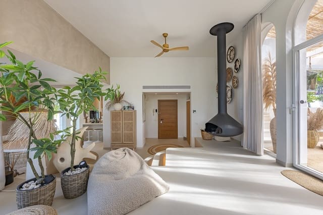 4 makuuhuone Huvila myytävänä paikassa Nueva Andalucia, Marbella mukana uima-altaan - 2 570 000 € (Ref: 9390418)