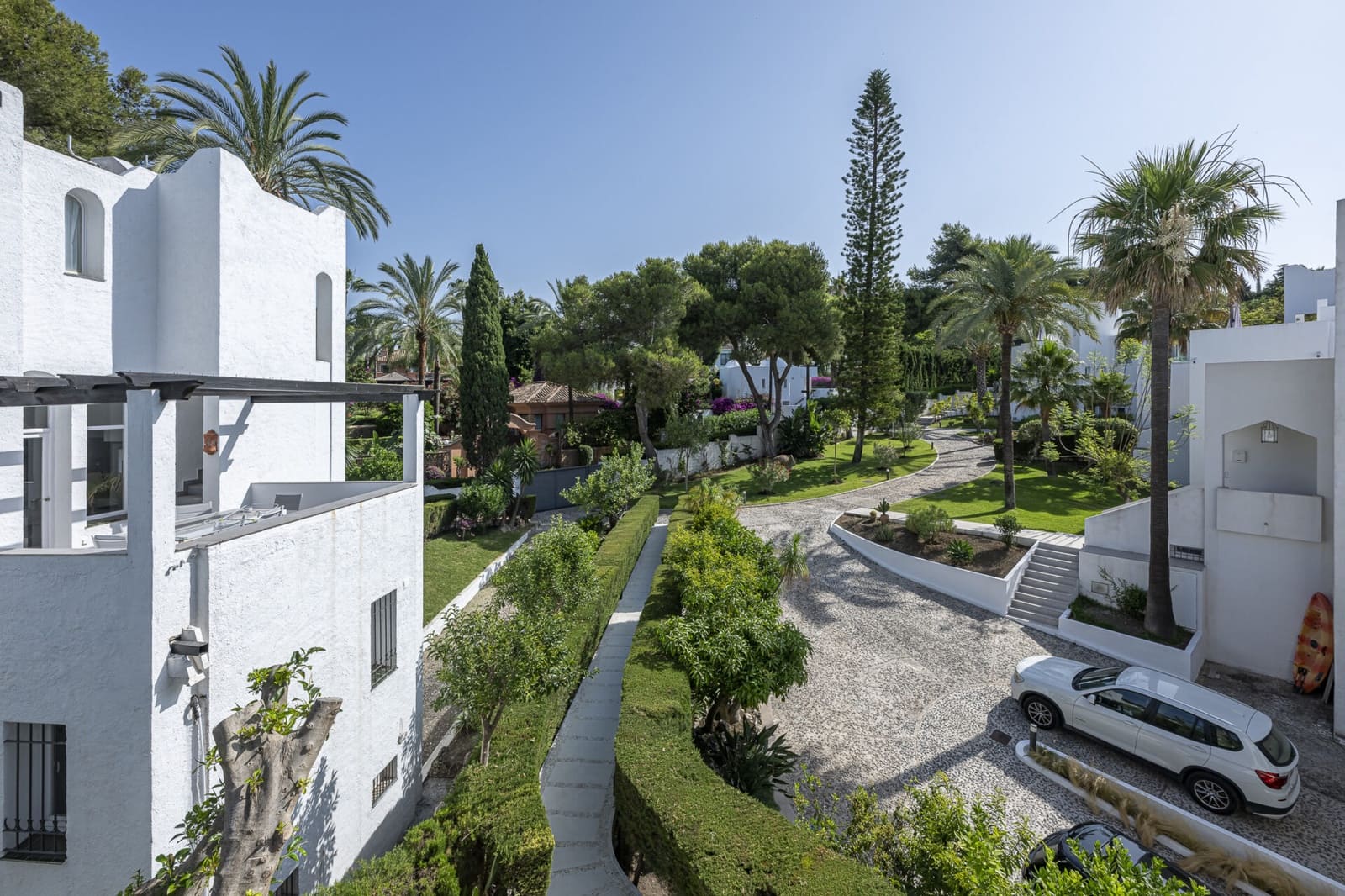 4 makuuhuone Huvila myytävänä paikassa Nueva Andalucia mukana uima-altaan - 2 570 000 € (Ref: 9390418)