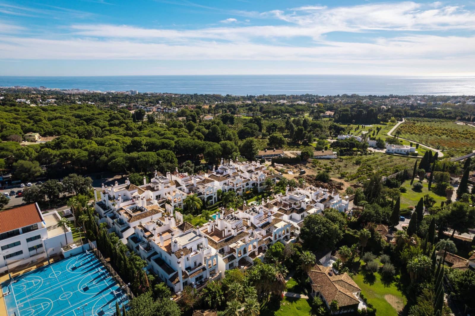 3 bedroom Apartment for sale in Golden Mile with pool garage - € 1,150,000 (Ref: 9422139)